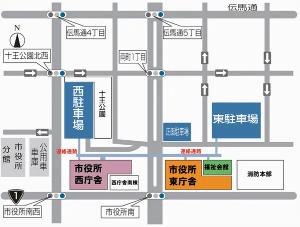 岡崎市役所　東駐車場と西駐車場の地図。